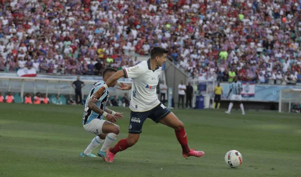 Esquadrão teve as melhores chances, mas parou no goleiro e na trave