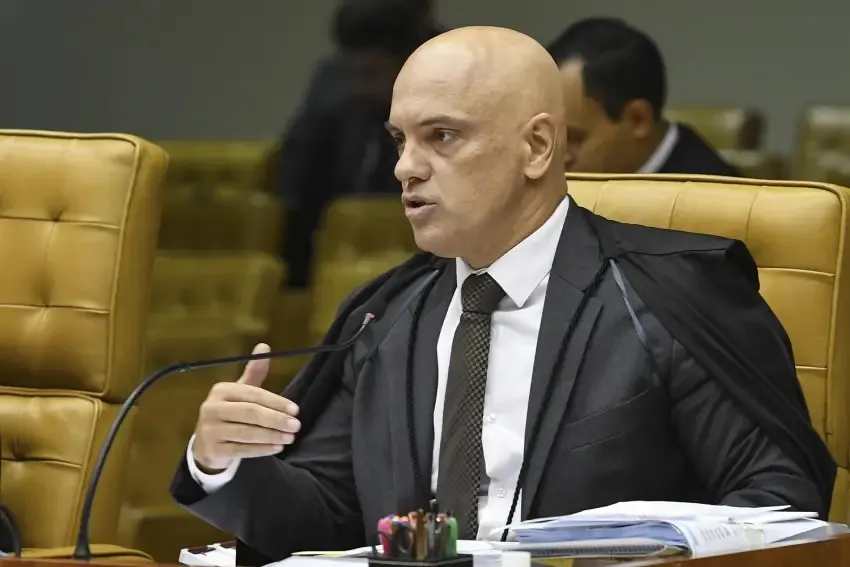 Além dessas duas plataformas, a decisão de Moraes afetou as contas do partido no Facebook, TikTok, Instagram e Telegram