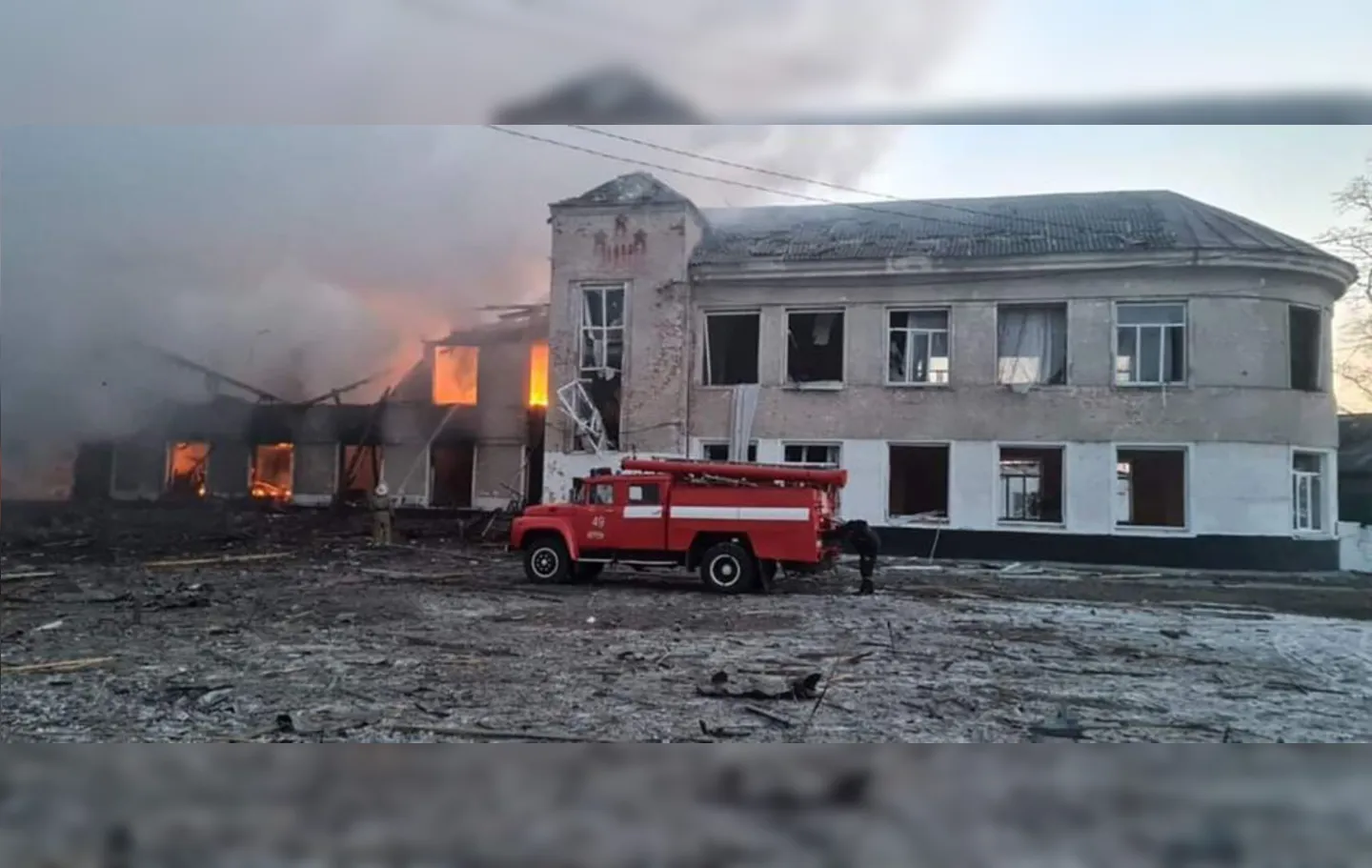 Bombardeio atingiu cidade localizada cerca de 30 quilômetros a sudoeste de Kharkiv