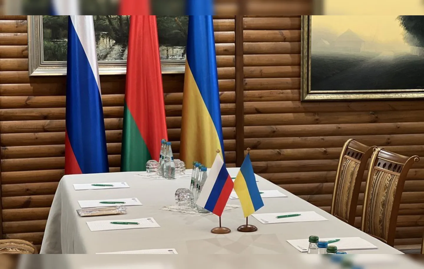 Encontros entre negociadores russos e ucranianos passaram a ser virtuais
