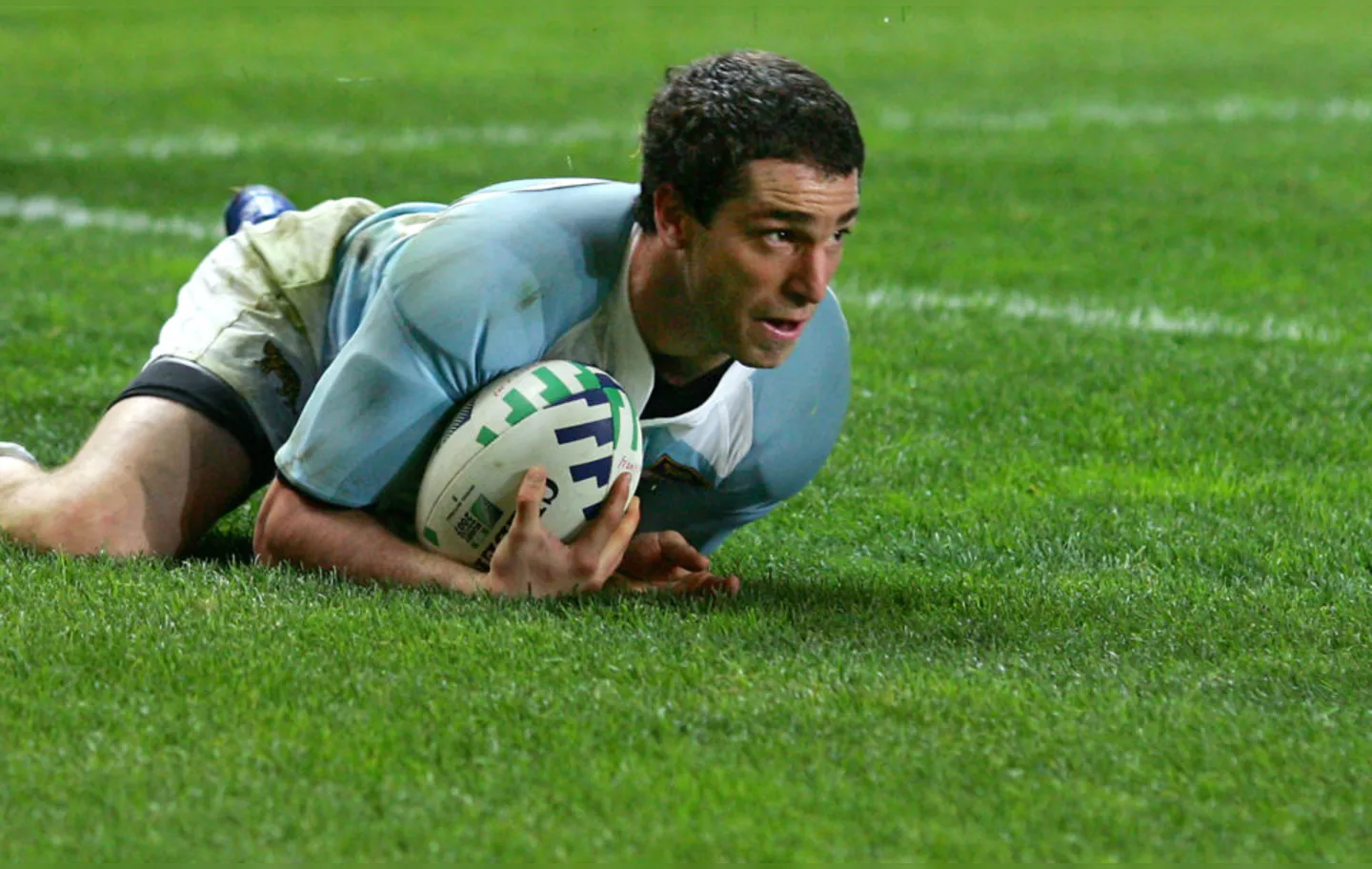 Aramburu também jogou pela seleção argentina em 22 ocasiões e disputou a Copa do Mundo