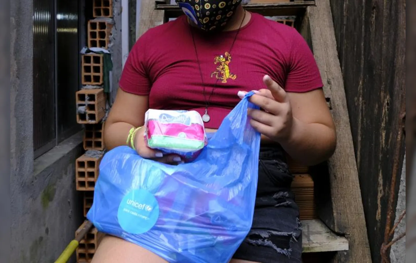 Candeias é a primeira da região RMS, que realiza a distribuição de absorventes para estudantes da rede pública municipal