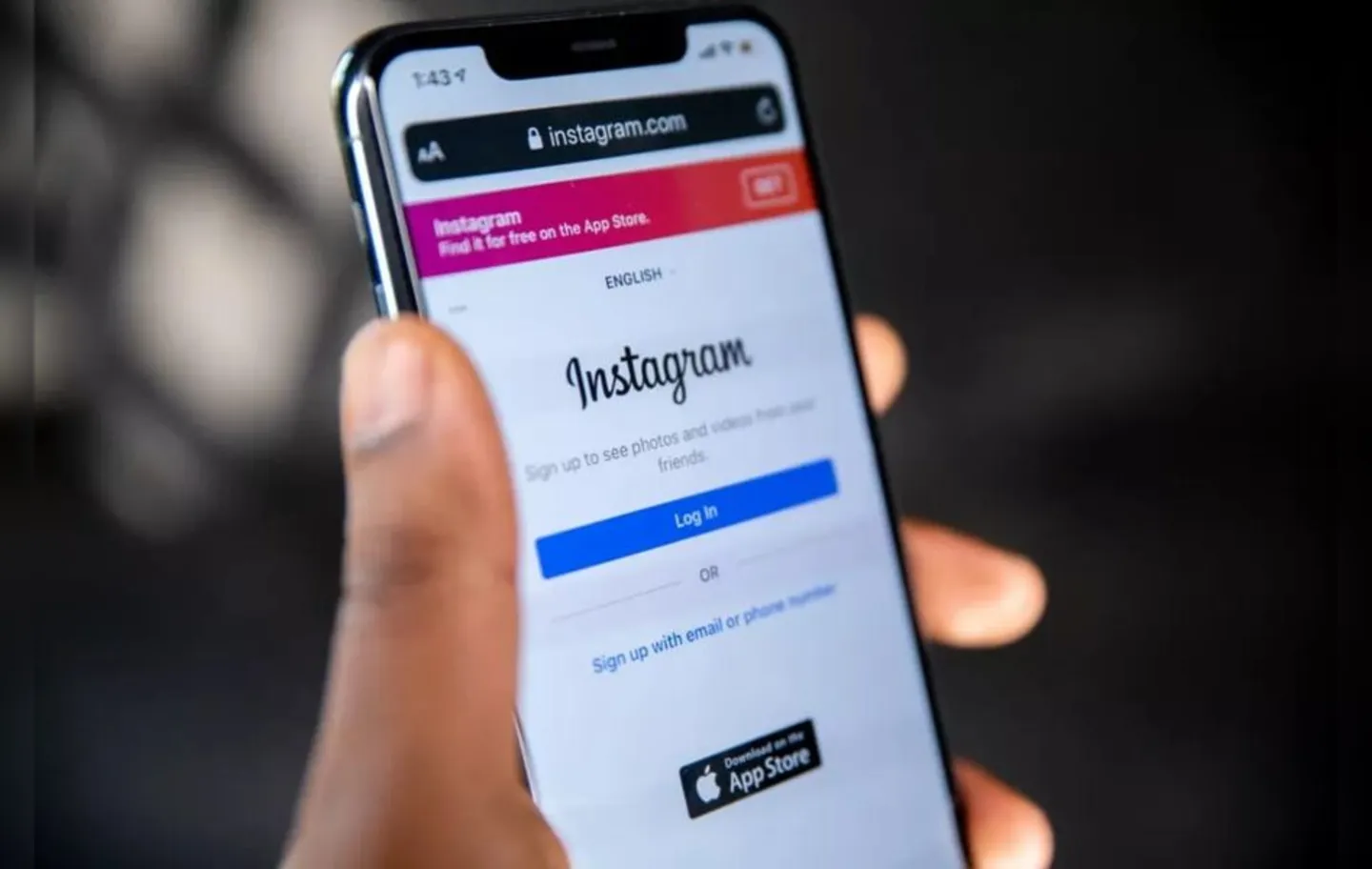 O Instagram
reconheceu a falha e diz que está trabalhando para normalizar o aplicativo