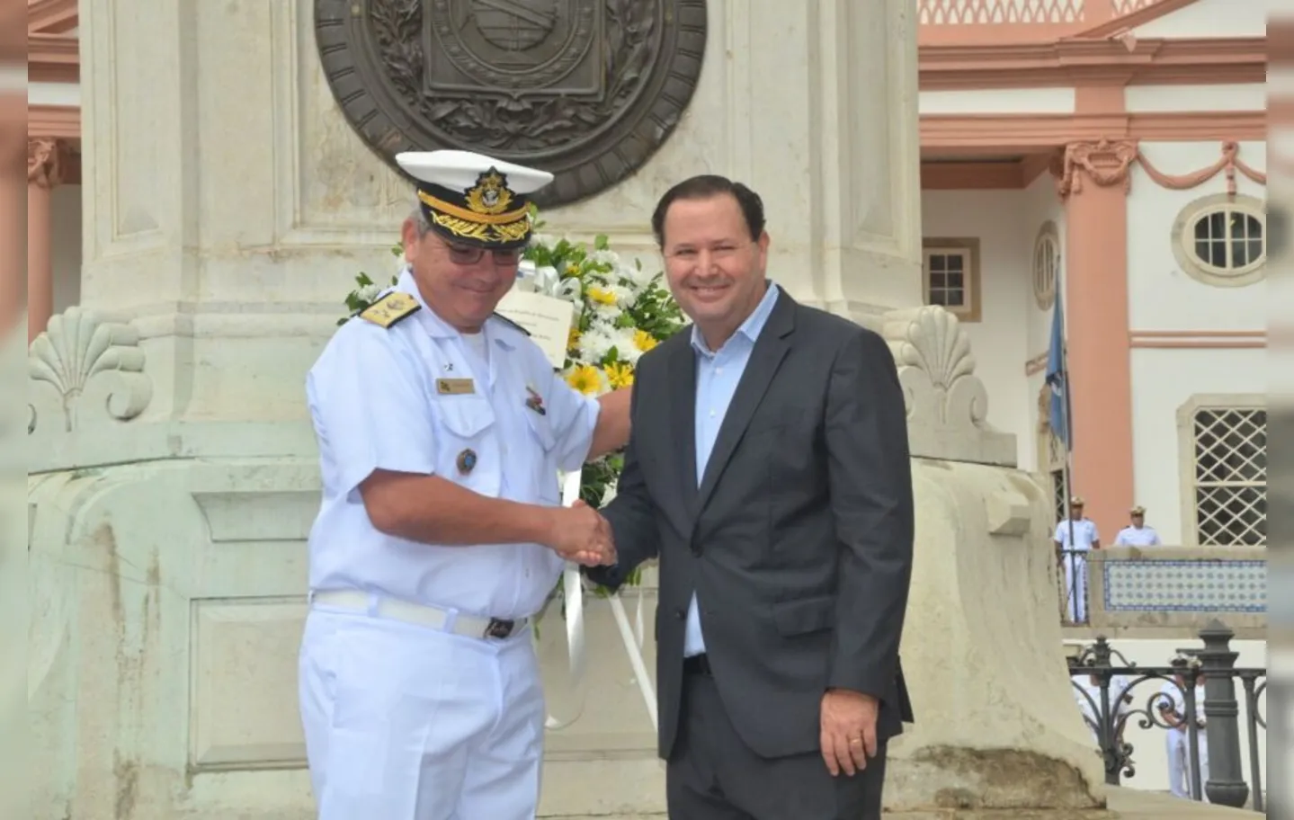 Mário Dantas e o Vice-Almirante Humberto Caldas da Silveira Júnior