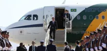 Imagem ilustrativa da imagem Governo Bolsonaro gasta R$ 2,6 milhões com comida de avião