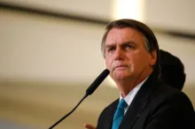 Imagem ilustrativa da imagem Bolsonaro diz sofrer "perseguição implacável" por Moraes