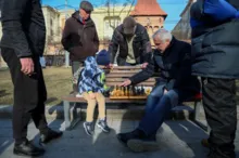 Imagem ilustrativa da imagem Lviv, a 'capital do xadrez', à espera do próximo movimento russo