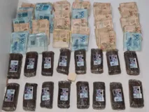 Imagem ilustrativa da imagem Suspeito de tráfico é preso com R$ 33 mil na orla de Salvador