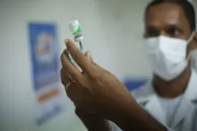 Imagem ilustrativa da imagem Vacinação é suspensa em Salvador neste fim de semana