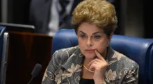 Imagem ilustrativa da imagem Dilma evita ficar ao lado de apoiadores do impeachment em evento do PT
