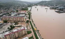 Imagem ilustrativa da imagem Enchentes atingem mais de quinhentas mil pessoas na China