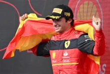 Imagem ilustrativa da imagem Carlos Sainz conquista em Silverstone sua primeira vitória na F1