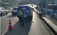 Imagem ilustrativa da imagem Motociclista sofre acidente e cai de viaduto na avenida Bonocô