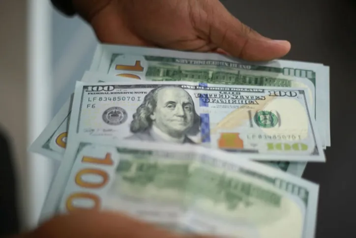 Em 2022, a desvalorização do real é a maior entre 30 países pesquisados