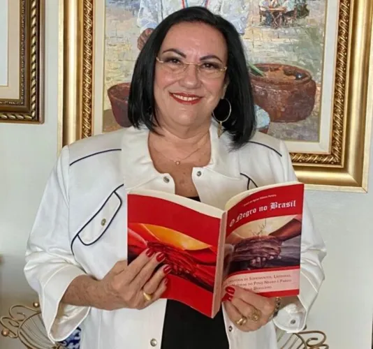 Jovani Aguiar (foto) autografou livro na sede do IGHB