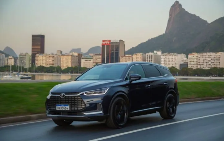 Segundo o colunista Jorge Moraes, do UOL Carros, São Paulo, onde o grupo tem operação em Campinas, e o complexo automotivo de Goiana, em Pernambuco, também estão no radar