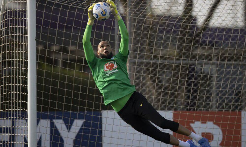 Previsão é de que o Everson se apresente à seleção, na Granja Comary, na quarta-feira