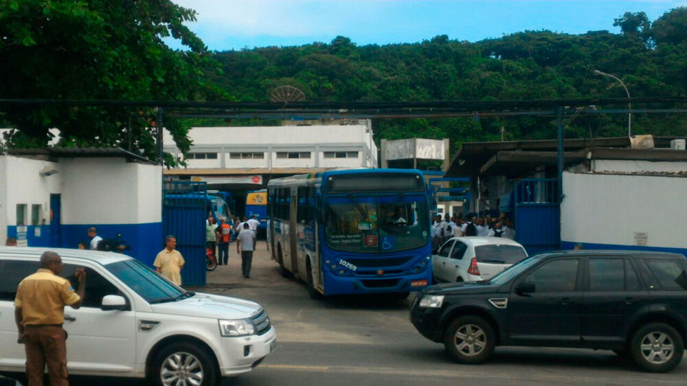 Rodoviários atrasaram saída das garagens durante mobilização em novembro de 2021