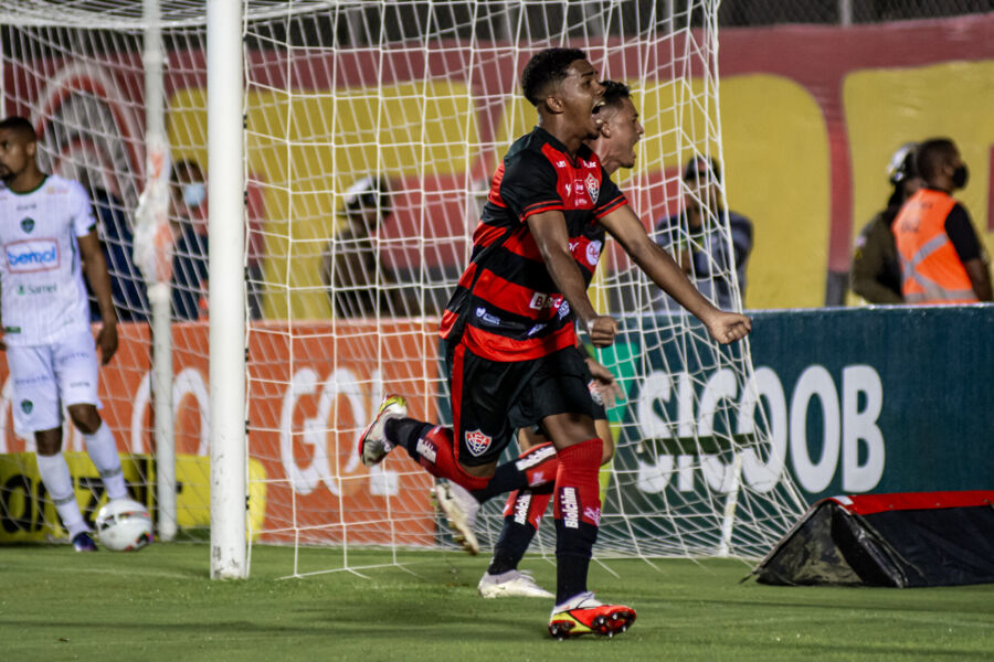 Gol de Marco Antônio deu ao Leão a primeira vitória na Série C e trouxe euforia à torcida rubro-negra