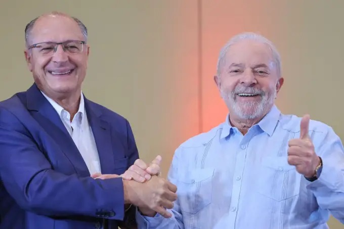 Geraldo Alckmin (PSB) comunicou o seu diagnóstico ao PT na manhã desta sexta-feira