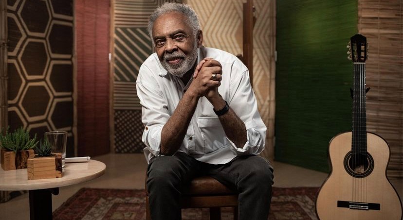 Gilberto Gil também falou sobre produção musical, internet e política em entrevista