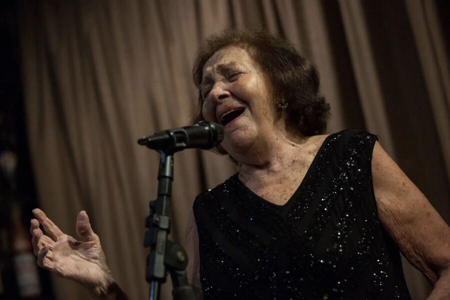 Comunicado diz ainda que a cantora “se manteve fazendo o que amava até depois dos 90 anos de idade"