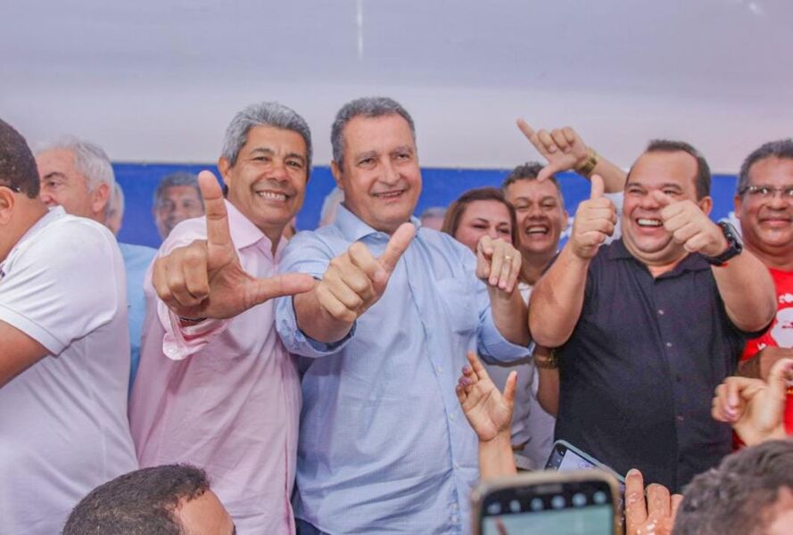 Governador esteve ao lado de Jerônimo durante plenária territorial do Programa de Governo Participativo (PGP) em Itabuna