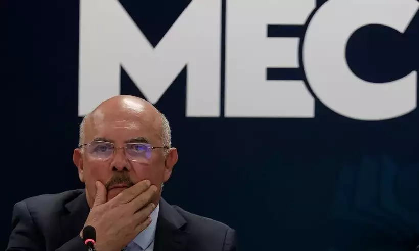 Ex-ministro investigado por corrupção passará por audiência de custódia