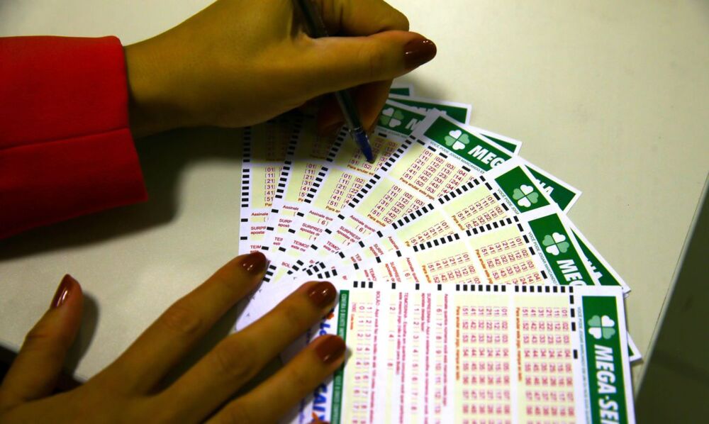 Números sorteados foram: 04 - 09 - 37 - 43 - 44 - 56