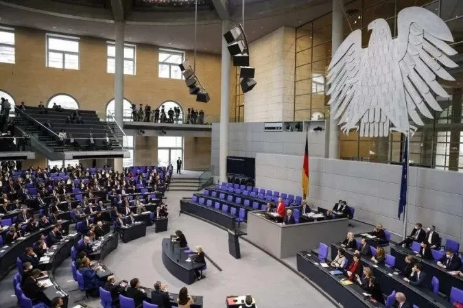 Foto do Parlamento alemão. O Partido Social Democrata (SPD) aconselhou todos os envolvidos a registrarem queixa na delegacia