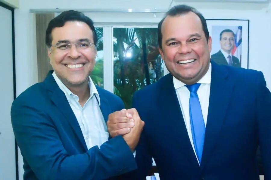 O presidente estadual do MDB, Alexsandro Freitas Silva, o Alex Futuca, ao lado do vereador Geraldo Junior, que deve ser confirmado como candidato a vice na chapa com o PT