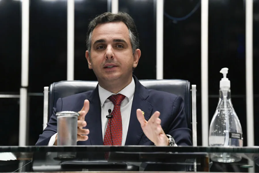 Coletivo pede que Rodrigo Pacheco paute a votação do PL na próxima semana