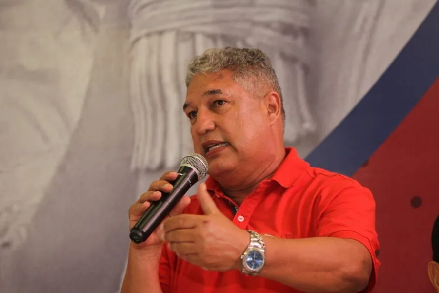 Rosemberg criticou a prefeitura de Salvador e disse que desde a gestão de Neto, sucedida por Bruno Reis, se limita ao trabalho de "maquiagem"