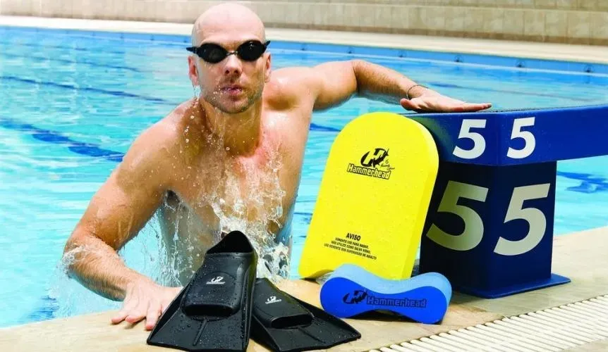 O medalhista olímpico Fernando Scherer, o Xuxa, começou a nadar justamente para combater problemas respiratórios