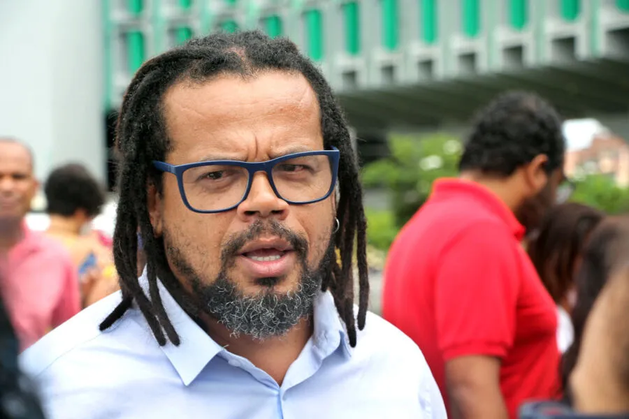 Kléber Rosa, candidato do PSOL ao Governo da Bahia