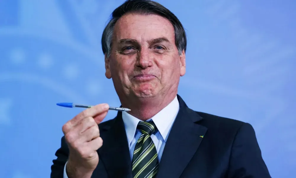 A última palavra sobre quem receberá o indulto é do presidente da República, Jair Bolsonaro (PL)