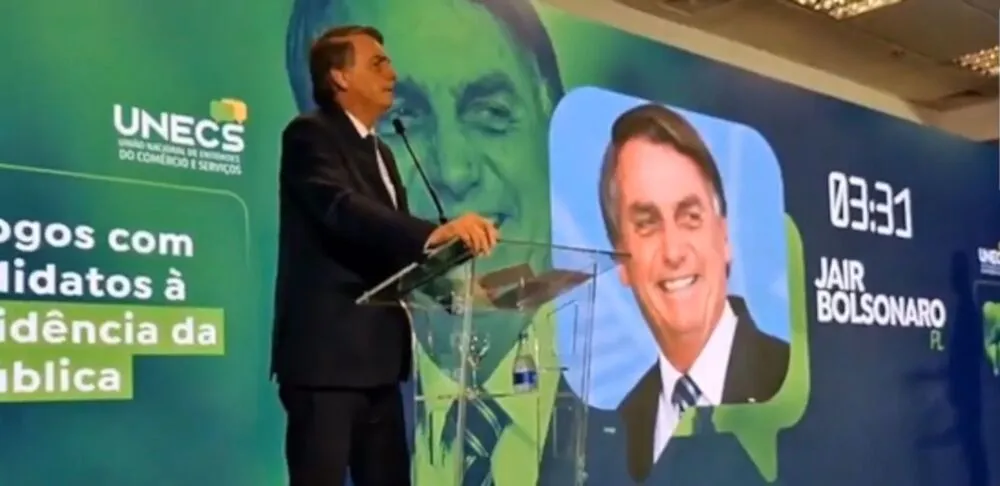 Presidente Bolsonaro disse que "chamaria o Fausto, do Banco do Brasil, e a Dani, da Caixa Econômica Federal, para responder"