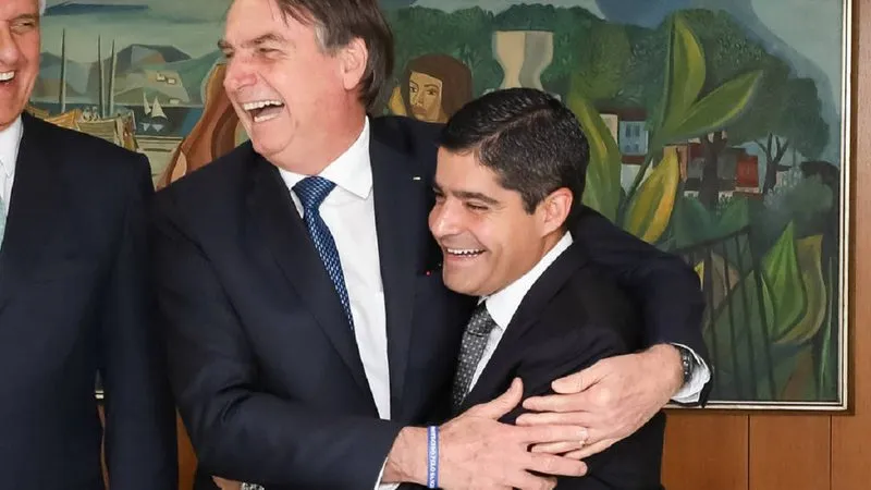 ACM Neto estaria disposto a apoiar Bolsonaro em troca de mais recursos para a campanha