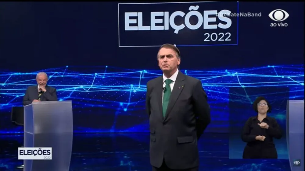No mesmo bloco, os dois candidatos também falaram sobre o orçamento secreto, tema em que os adversários do Bolsonaro têm resgatado para minar sua popularidade