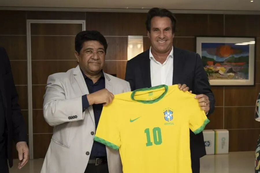 Jornalista foi apresentado nesta segunda-feira, 11, na sede da CBF, no Rio de Janeiro