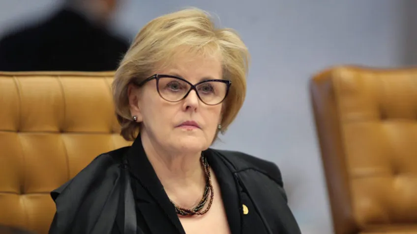 Rosa Weber pediu que a PGR se manifeste sobre a notícia-crime