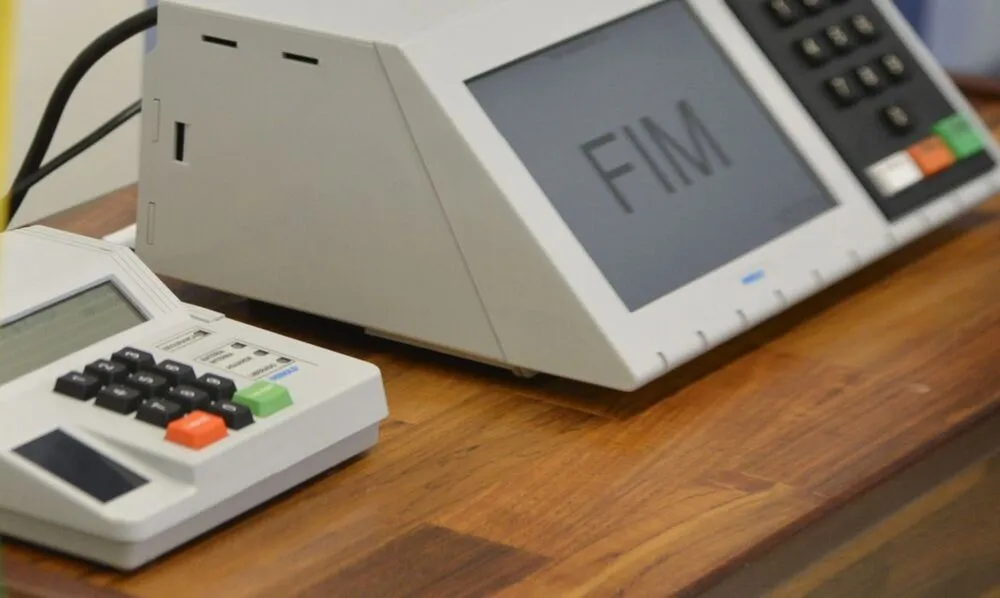 Pesquisa obteve a opinião de 1.683 eleitores de 322 municípios da Bahia