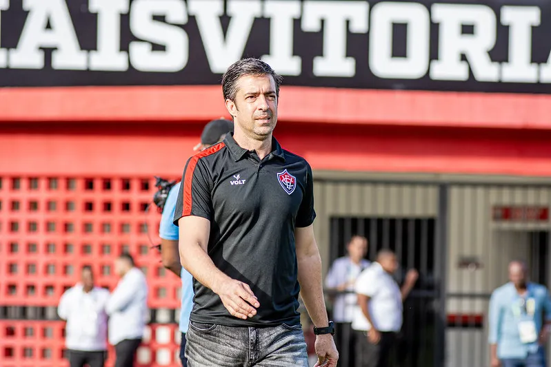O treinador venceu três vitórias e um empate
