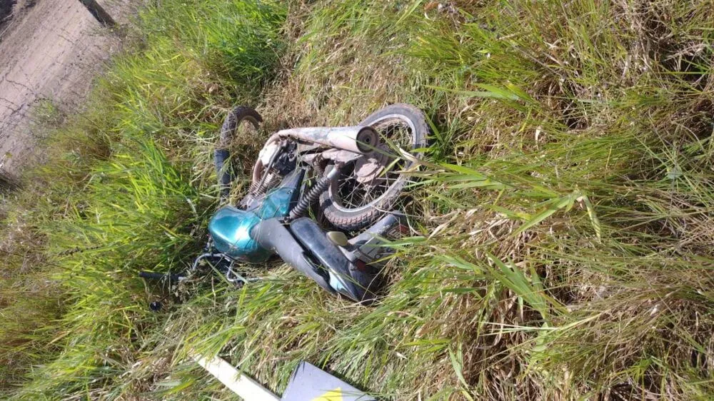 A vítima, identificada como Leandro Oliveira de Conceição, sofreu uma queda e morreu no local
