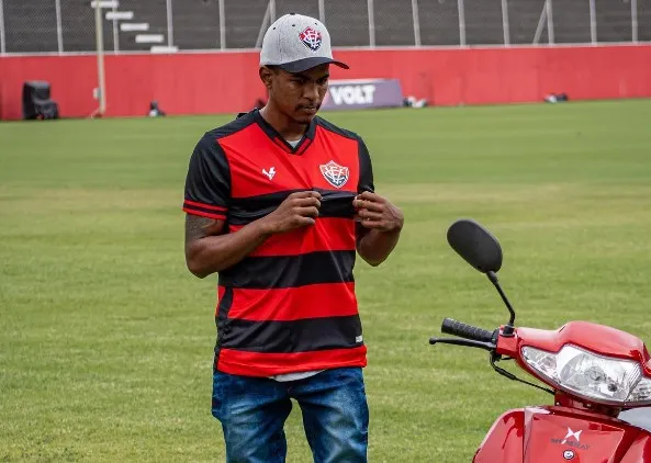 Reinaldo Silva da Rocha foi agredido por integrantes da torcida organizada do Vitória, Os Imbatíveis