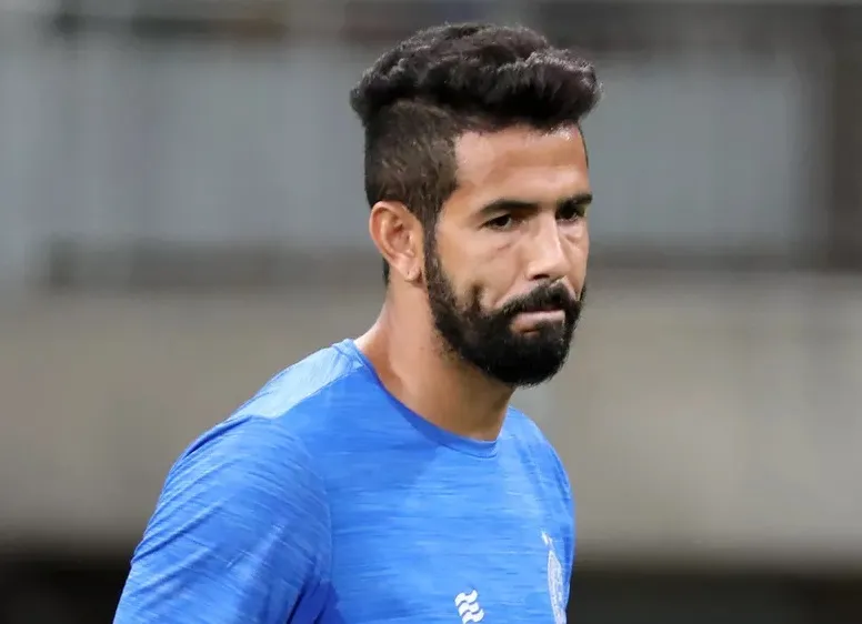 Jonathan não vinha sendo aproveitado nas partidas e teve seu último jogo oficial em abril