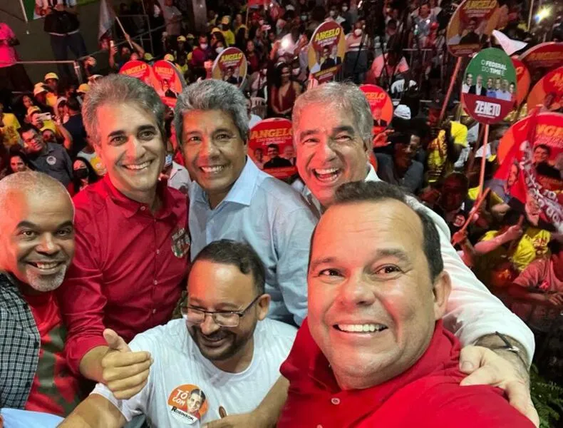 Entre os presentes, estavam o pré-candidato a vice-governador Geraldo Jr (MDB), o pré-candidato à reeleição, senador Otto Alencar (PT), o governador Rui Costa (PT) e o deputado federal Zé Neto (PT)