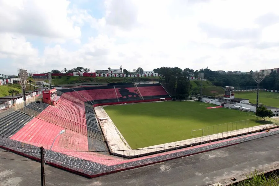 Vitória enfrenta o ABC neste domingo, no Barradão