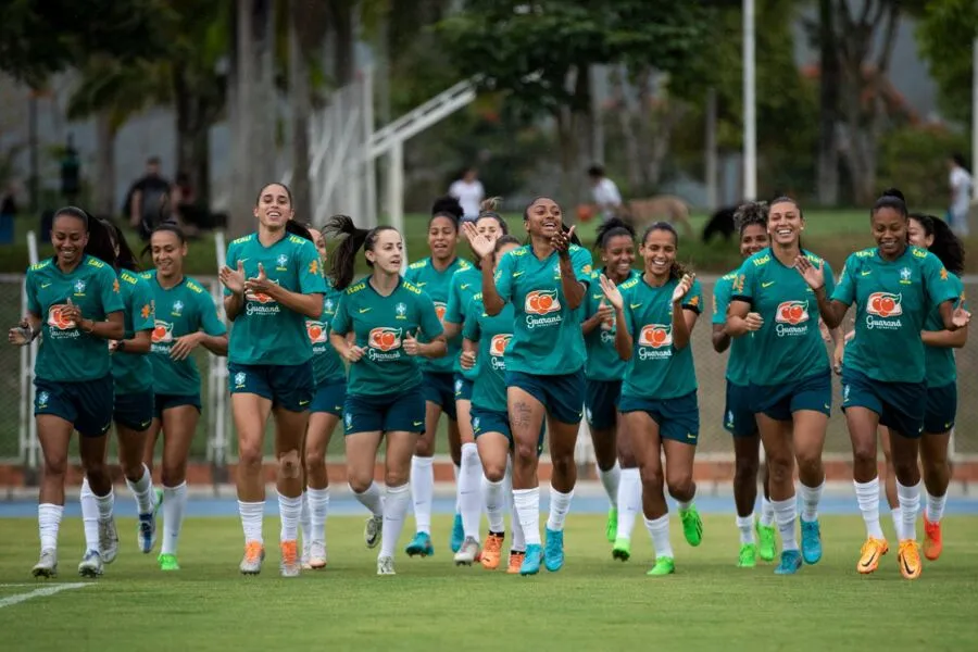 Euforia para mais uma taça é grande, mas Brasil precisa ter cautela na final