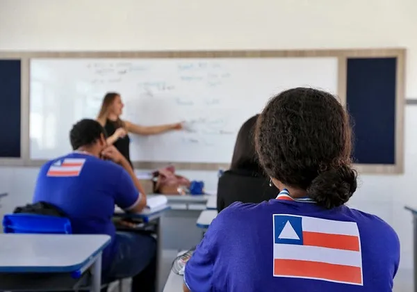 O concurso tem como objetivo preencher 2.113 vagas para os cargos de professor e coordenador na rede estadual de ensino